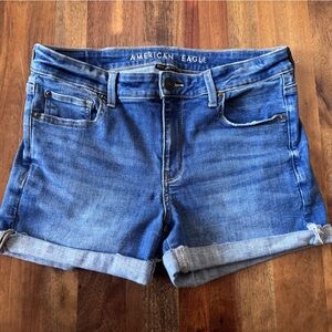American Eagle Outfitters Midi Blue Denim Rolled Cuff Shorts